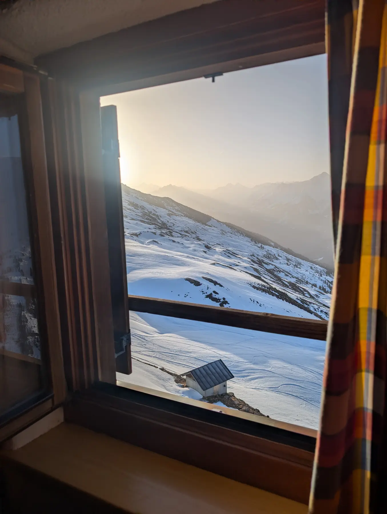 Ski Touring by FPV in FPV Ski Tour - Rastkogelhuette, photograph 2