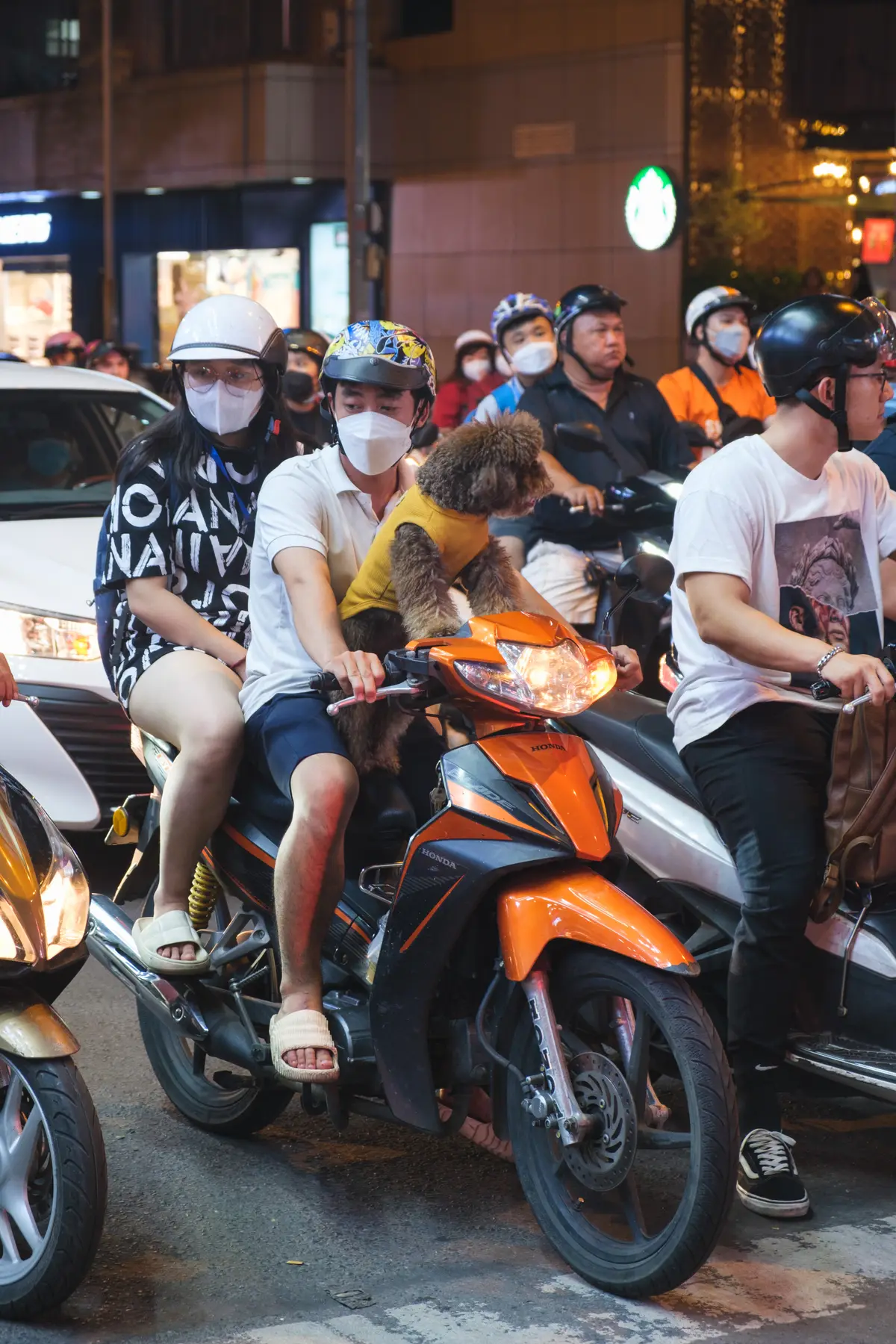 Street Life in Vietnam, photograph 4